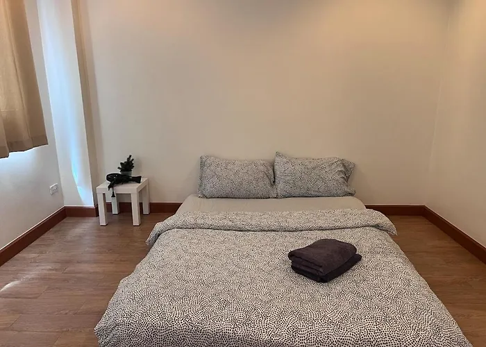 Above Heaven - 4br For 12 Pax Near Mrt Ratchadapisek Bangkok