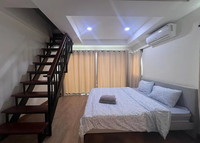 Above Heaven - 4br For 12 Pax Near Mrt Ratchadapisek Apartment