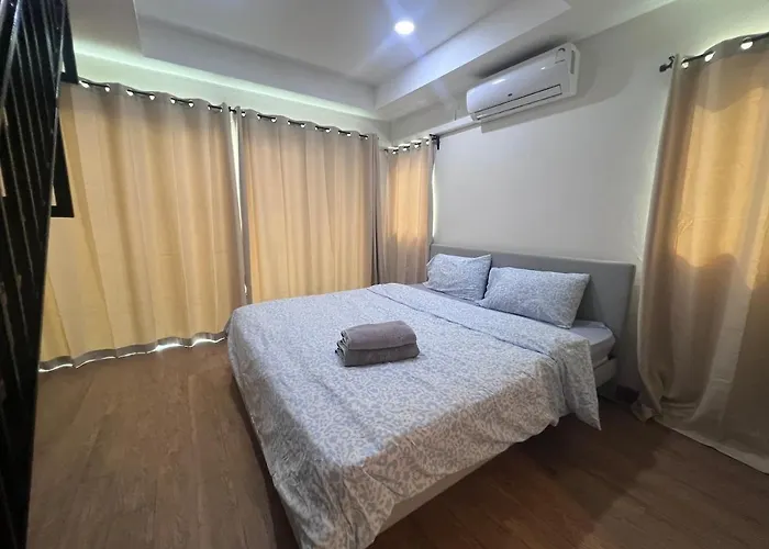 Apartment Above Heaven - 4br For 12 Pax Near Mrt Ratchadapisek Bangkok
