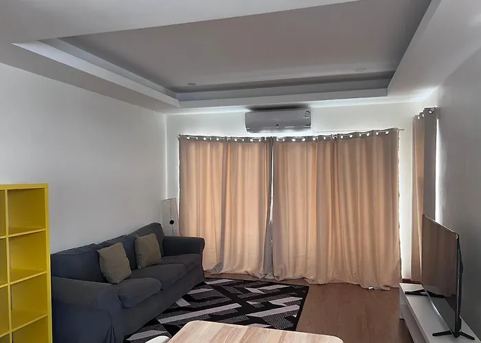 Above Heaven - 4br For 12 Pax Near Mrt Ratchadapisek Apartment