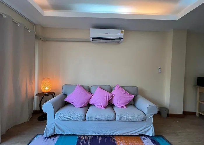 Above Heaven - 4br For 12 Pax Near Mrt Ratchadapisek Apartment Bangkok