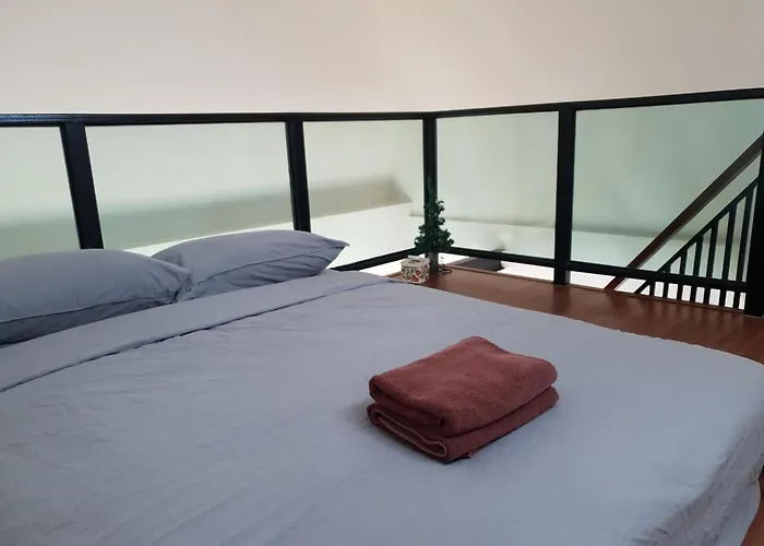 Apartment Above Heaven - 4br For 12 Pax Near Mrt Ratchadapisek *